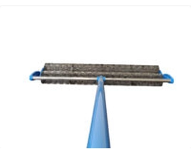 Beton roller tamp